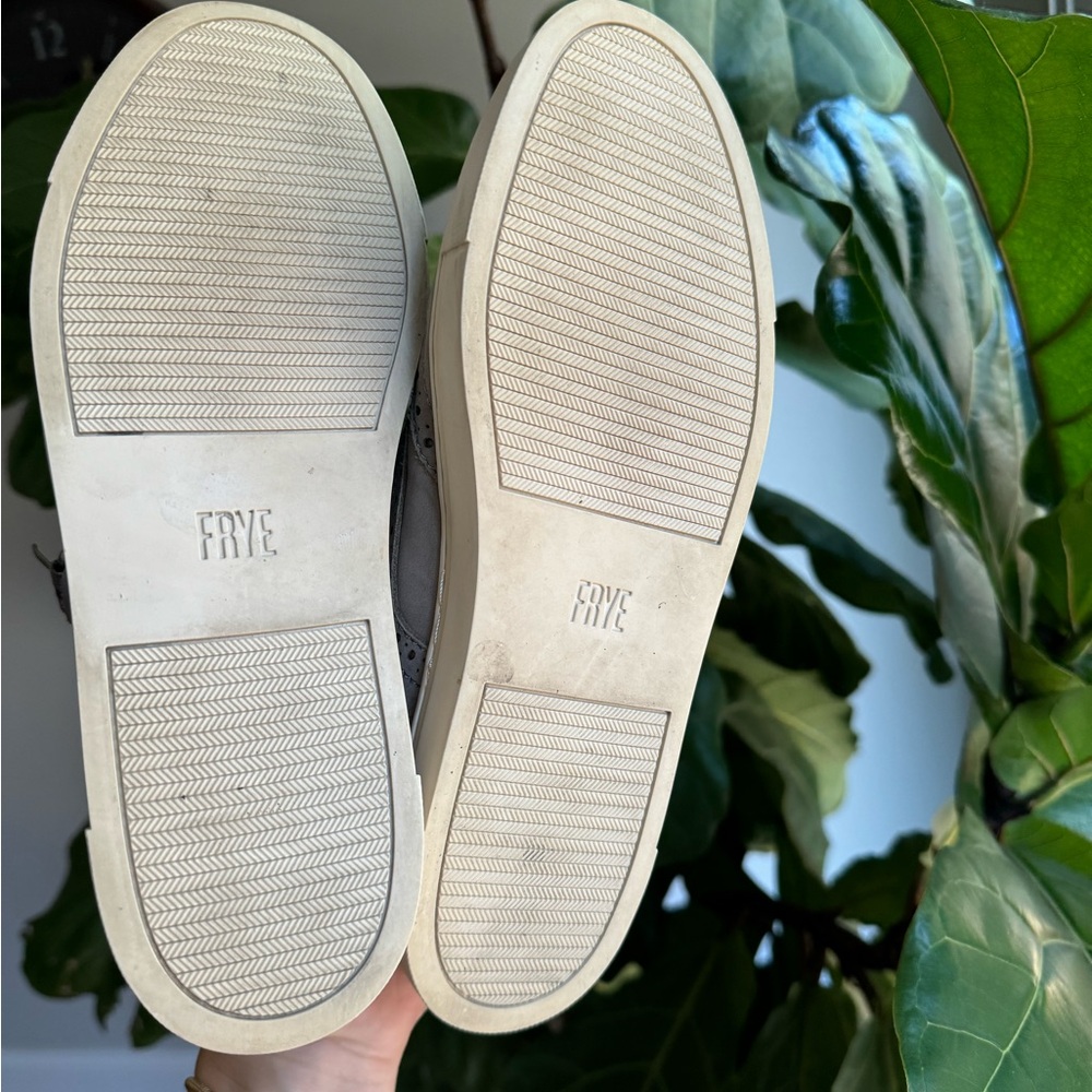 Frye Gemma Kiltie Grey leather Sneakers - Picture 4 of 16